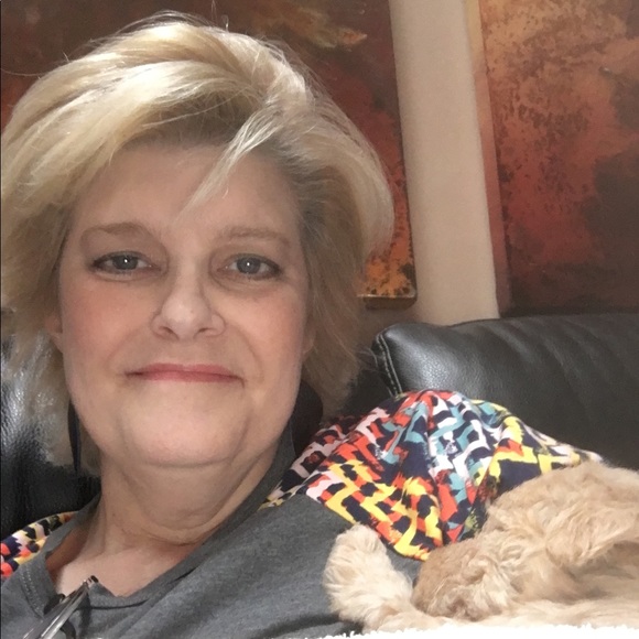 Meet your Posher, Kristin - Picture 1 of 1